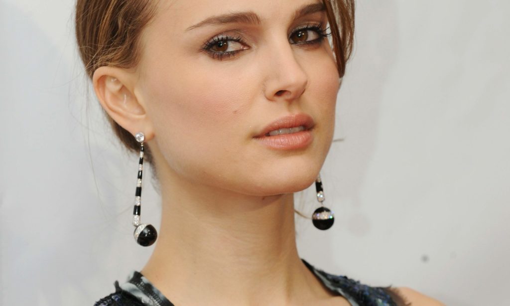 Next photo of Natalie Portman